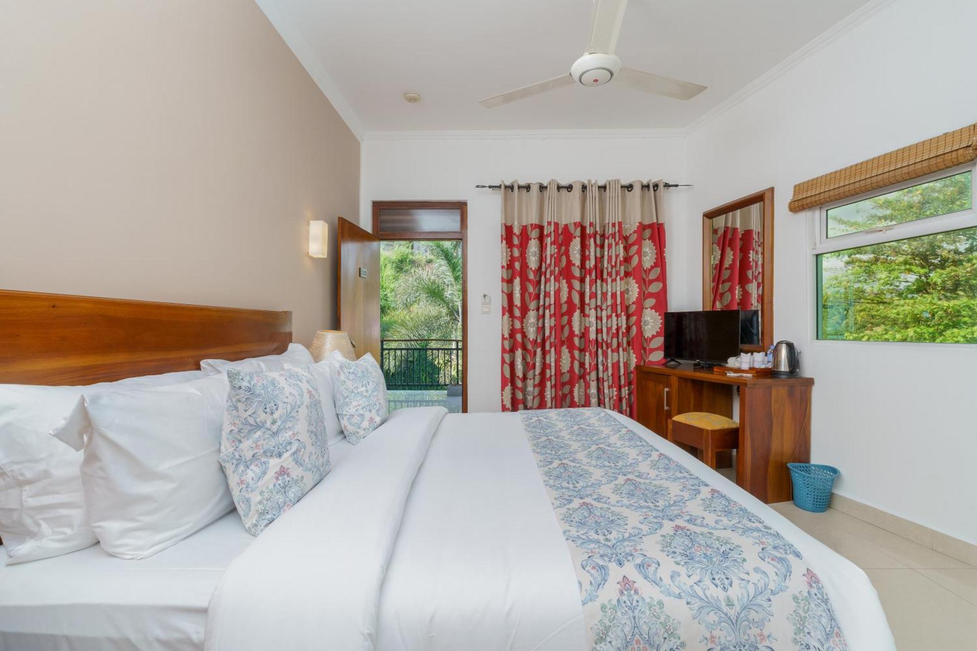 Hotel Travellers Nest Kandy Ngoại thất bức ảnh