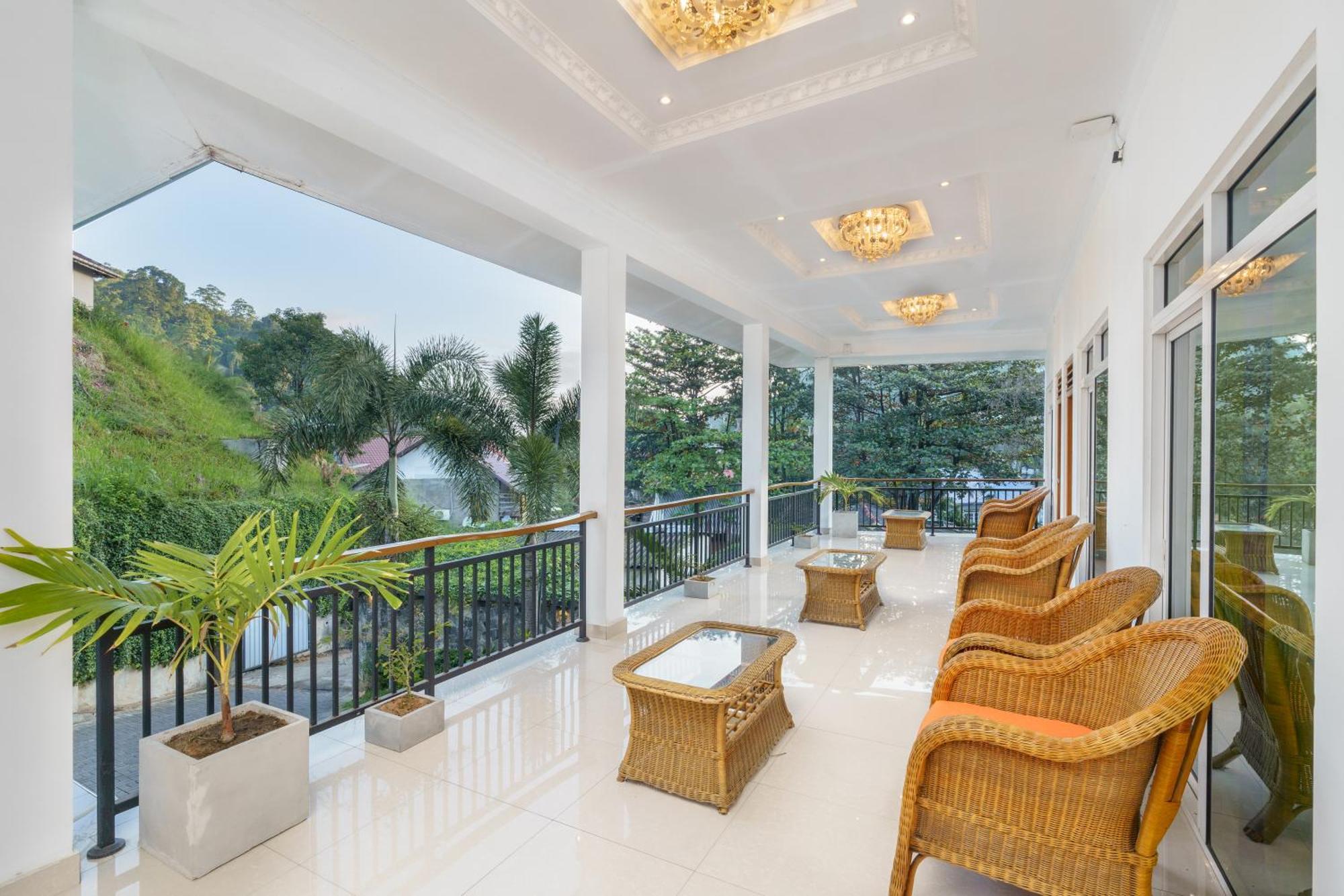 Hotel Travellers Nest Kandy Ngoại thất bức ảnh