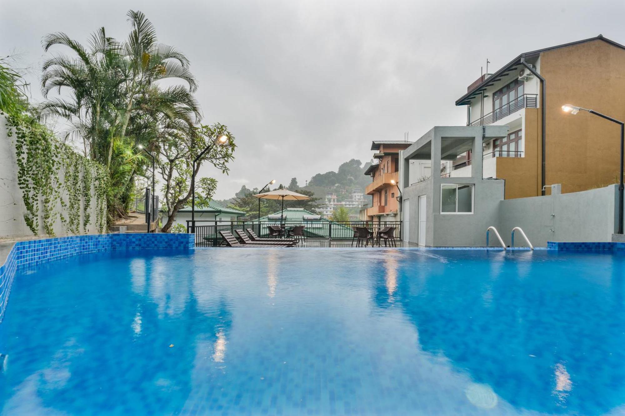 Hotel Travellers Nest Kandy Ngoại thất bức ảnh
